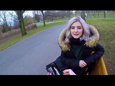 ❤️ Кончаҳои гарми бегонаро барои пул фурӯ мебарад - минет дар парк аз ҷониби Ева Элфи ❤️❌ Шлюсҳо дар мо ❌❤